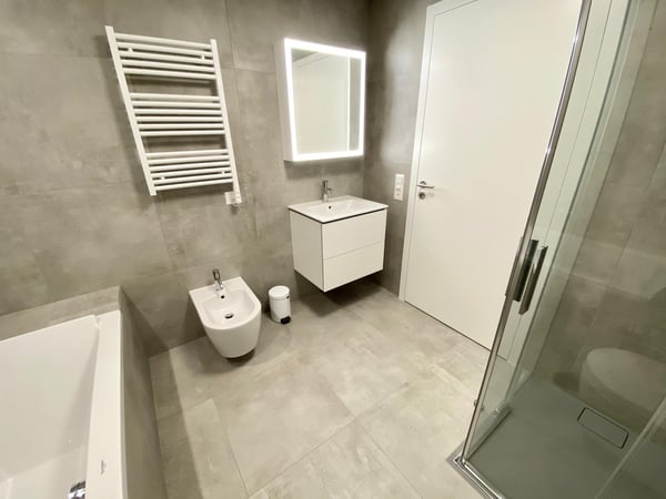 Affittasi 1.5 locali Minergie di standing superiore con grande giardino, zona barbecue + Jacuzzi 9