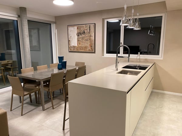 Affittasi 1.5 locali Minergie di standing superiore con grande giardino, zona barbecue + Jacuzzi 20