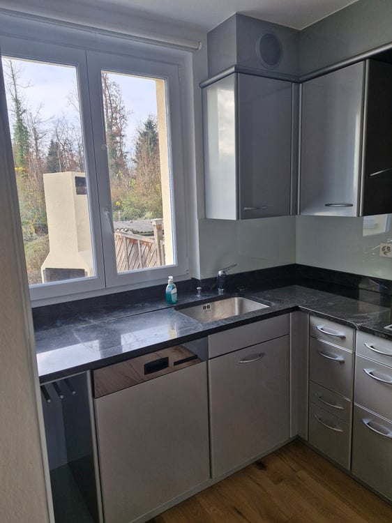 Charmantes Doppeleinfamilienhaus mit privatem Garten 6