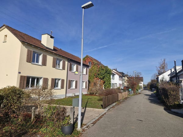Charmantes Doppeleinfamilienhaus mit privatem Garten 22