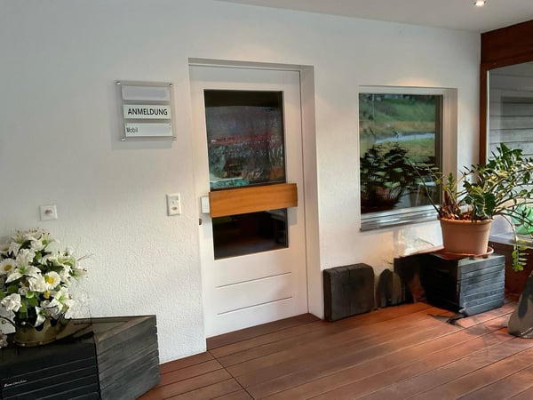 Büro / Gewerberaum / Hobbyraum / Atelier / Lagerraum / in Schwanden GL 5