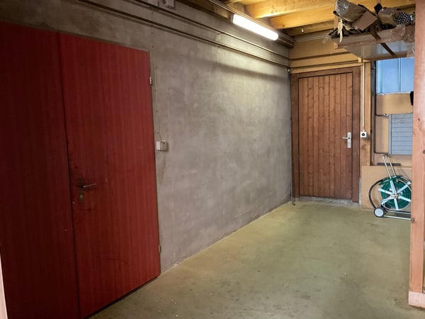 Büro / Gewerberaum / Hobbyraum / Atelier / Lagerraum / in Schwanden GL 8