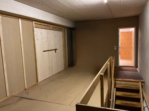 Büro / Gewerberaum / Hobbyraum / Atelier / Lagerraum / in Schwanden GL 4