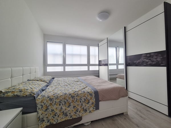 Modern 1.5-Room Apartment in New Building - Chiasso 7