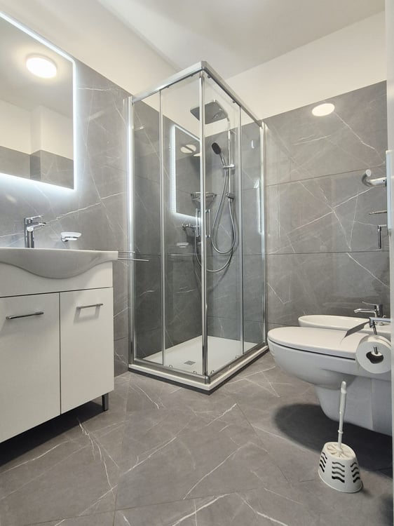 Modern 1.5-Room Apartment in New Building - Chiasso 9