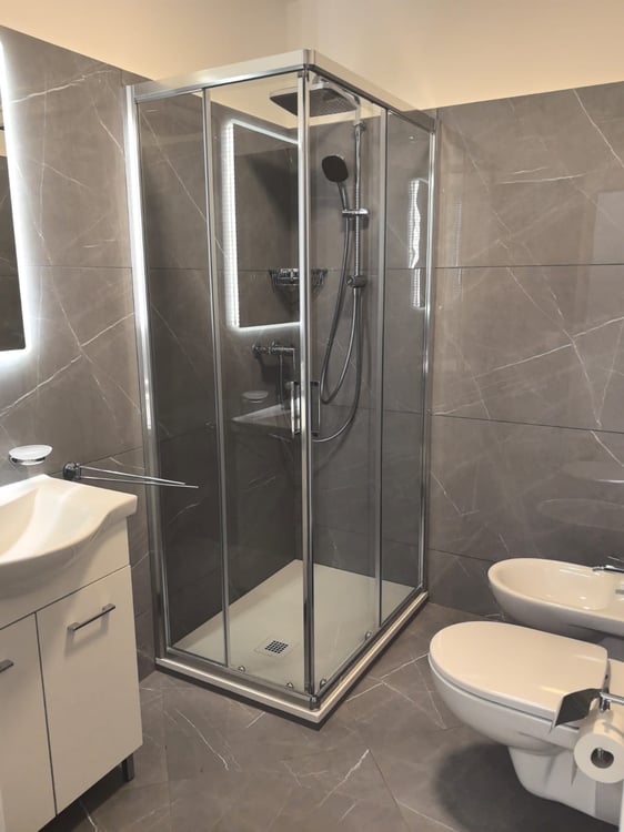 Modern 1.5-Room Apartment in New Building - Chiasso 13