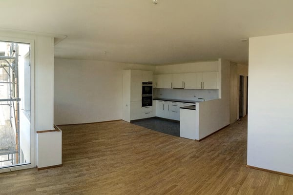 Moderne und zentrumsnahe Wohnung mit Balkon und Aussicht 3