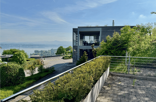 Exklusive 1.5 Zimmer Terrassenwohnung mit Seesicht in Wollerau SZ (auch möbliert) 9