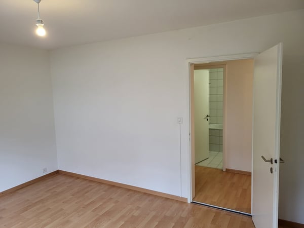 Gemütliche und ruhige, grosszügige 1.5-Zimmer-Wohnung mit Gartenterasse in Zollikerberg/Zollikon 14