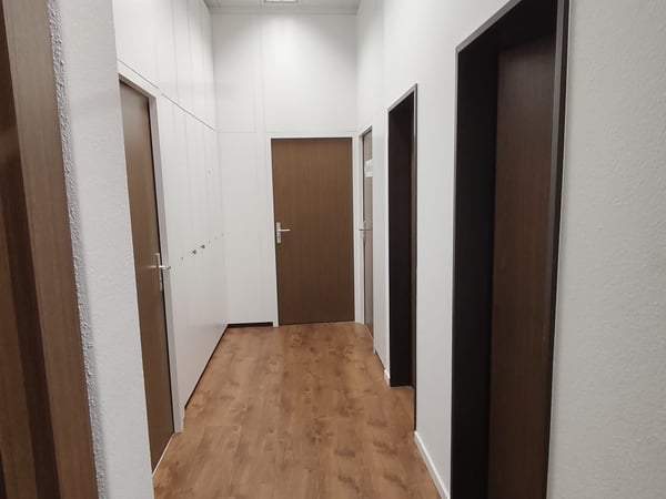 Zentrale Lage, vollständig ausgebaut - vielseitig nutzbar für Ihr Business 5