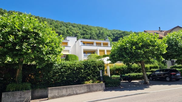 1.5-Zimmer-Wohnung in Baden mit grosser Terrasse und Garage 2