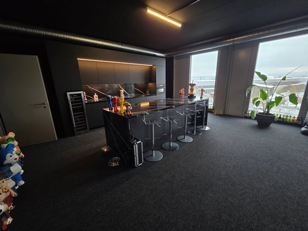 Bureaux modernes de 190 m² dans un immeuble neuf à Lausanne 1