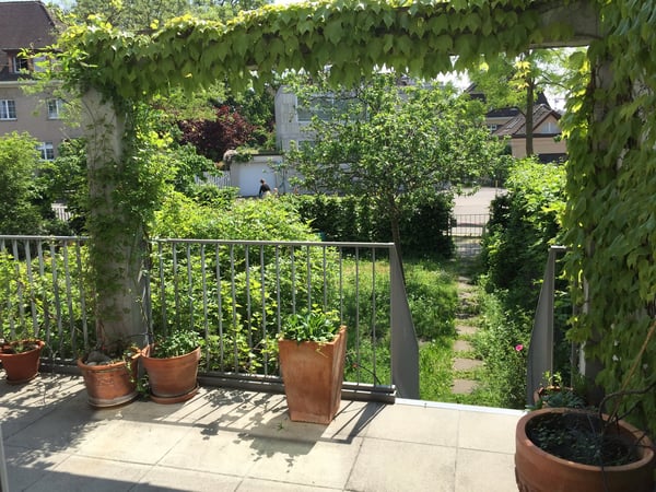 Grosszügiges 1.5-Zimmer-Einfamilienhaus mit Balkon in Basel für Familien und WGs 2