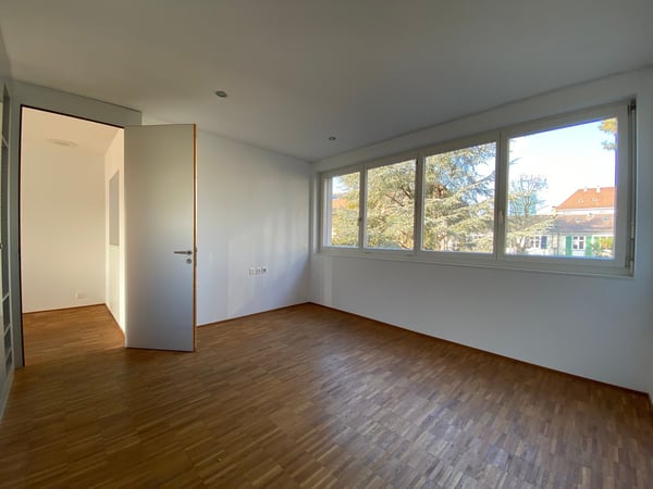 Grosszügiges 1.5-Zimmer-Einfamilienhaus mit Balkon in Basel für Familien und WGs 12