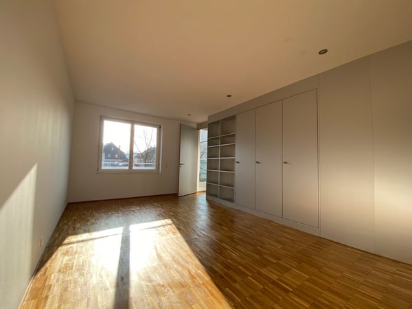 Grosszügiges 1.5-Zimmer-Einfamilienhaus mit Balkon in Basel für Familien und WGs 11