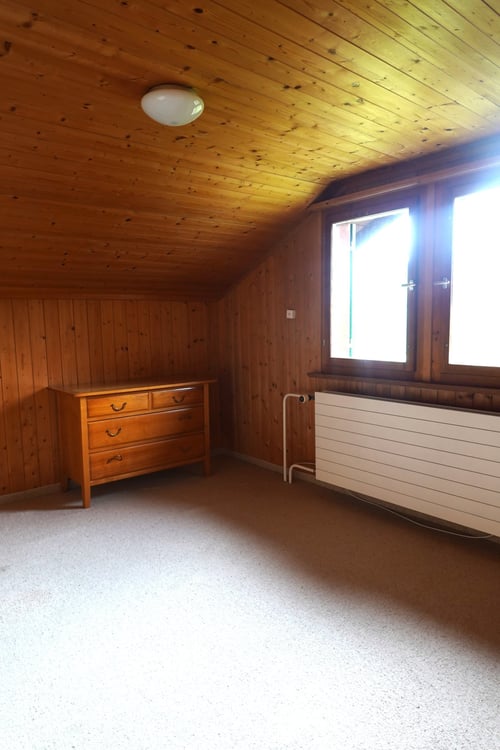 Charmantes 2-Zimmer-Mehrfamilienhaus mit herrlicher Aussicht in Alvaschein 6