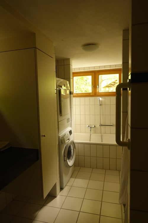 Charmantes 2-Zimmer-Mehrfamilienhaus mit herrlicher Aussicht in Alvaschein 23