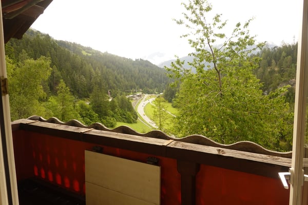 Charmantes 2-Zimmer-Mehrfamilienhaus mit herrlicher Aussicht in Alvaschein 33
