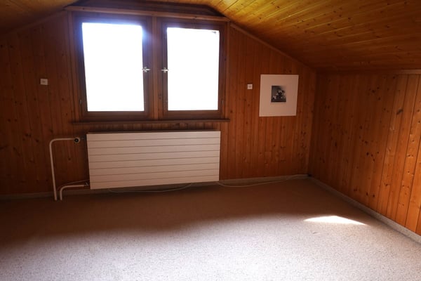 Charmantes 2-Zimmer-Mehrfamilienhaus mit herrlicher Aussicht in Alvaschein 5