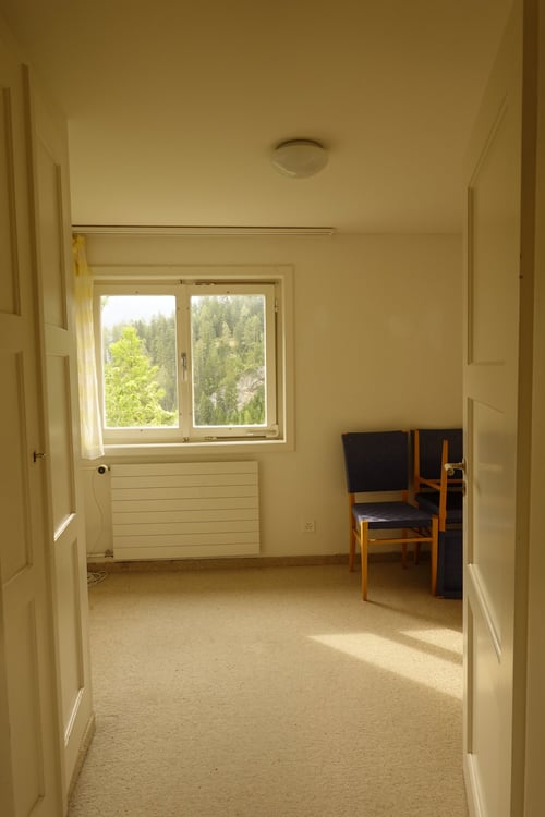 Charmantes 2-Zimmer-Mehrfamilienhaus mit herrlicher Aussicht in Alvaschein 30