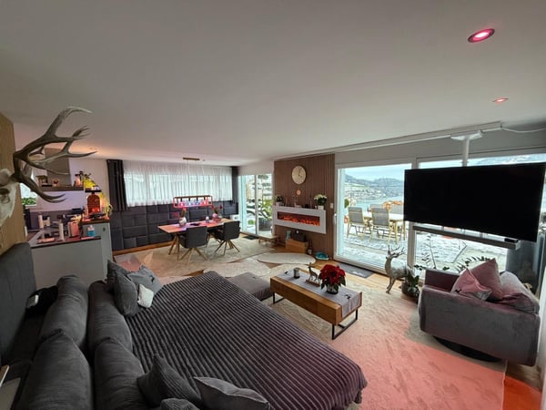 Moderne 1.5-Zimmer-Terrassenwohnung mit Seeblick in Immensee 11