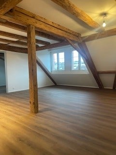 Erstvermietung: Moderne, historische Dachwohnung mit 65 m2 Terrasse «Löwen» in Gossau ZH 11