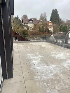 Erstvermietung: Moderne, historische Dachwohnung mit 65 m2 Terrasse «Löwen» in Gossau ZH 8