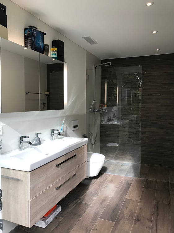 Moderne 1.5-Zimmer-Attika mit Balkon und schöner Aussicht in Rheinfelden 7