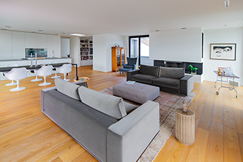 Exklusive 1.5-Zimmer-Dachwohnung mit Seeblick in Küsnacht 3