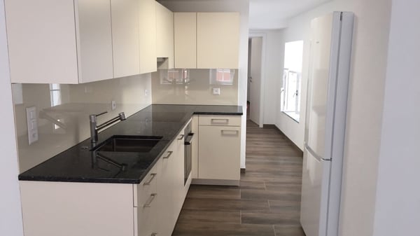 Modernisiertes 4-Parteien-MFH – vollvermietet & effizient 4