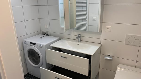 7 Einheiten, kernsaniert & zentral – Investment in Bad Zurzach 9