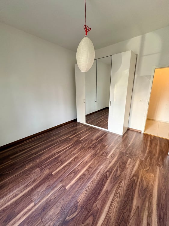 Charmant appartement de 1 pièces avec terrasse et vue imprenable à Lausanne 8