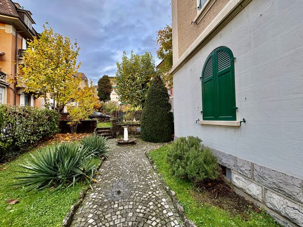 Charmant appartement de 1 pièces avec terrasse et vue imprenable à Lausanne 2
