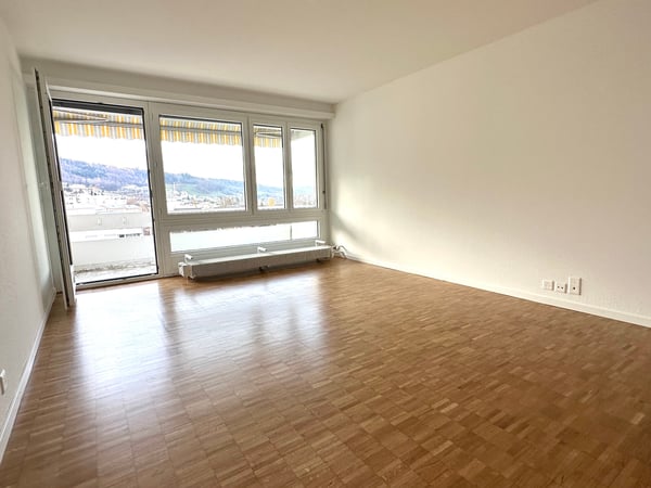Exklusive 1,5-Zimmer-Attikawohnung mit Panoramaseesicht (per sofort od. nach Vereinbarung) 6