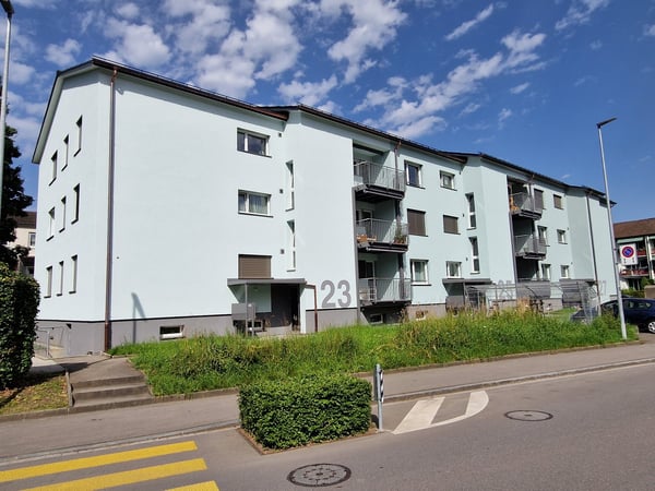 Helle 1.5-Zimmerwohnung im Hochparterre eines 6-Parteien-Hausteils 1