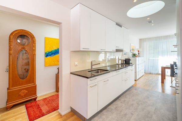 Moderne 2.5-Zimmer-Dachwohnung in Luzern-Littau mit zwei Tiefgaragen-Parkplätzen 7