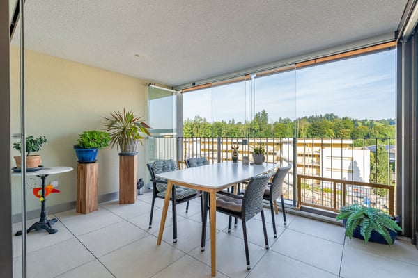 Moderne 2.5-Zimmer-Dachwohnung in Luzern-Littau mit zwei Tiefgaragen-Parkplätzen 4