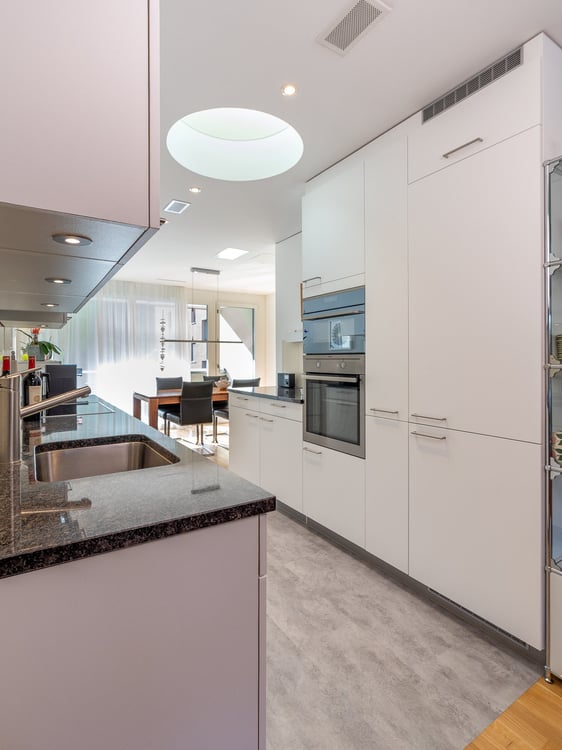 Moderne 2.5-Zimmer-Dachwohnung in Luzern-Littau mit zwei Tiefgaragen-Parkplätzen 8