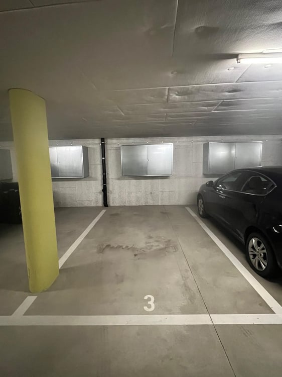 Tiefgaragenplatz in Uitikon Waldegg - Sofort verfügbar 1