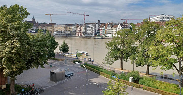 Charmante 2-Zimmer-Wohnung mit Rheinblick in Basel 2