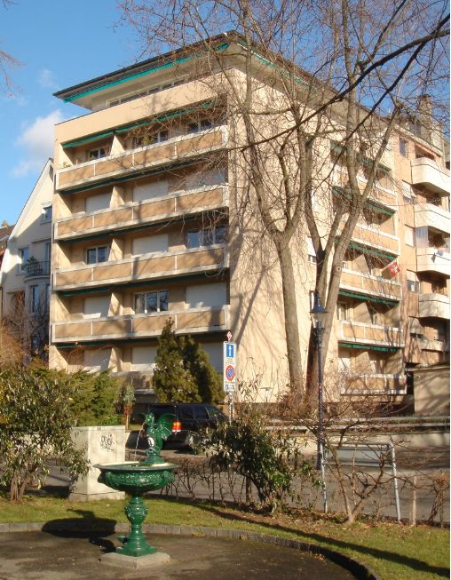 Charmante 2-Zimmer-Wohnung mit Rheinblick in Basel 1