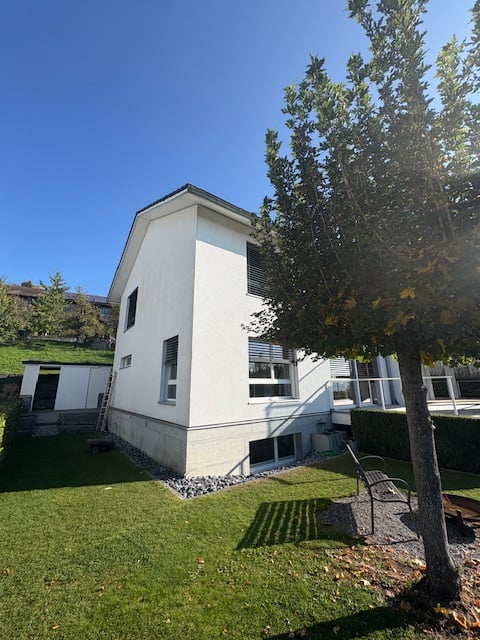 Exklusives 2.5 Zimmer-Einfamilienhaus mit Pool in Stettfurt 13