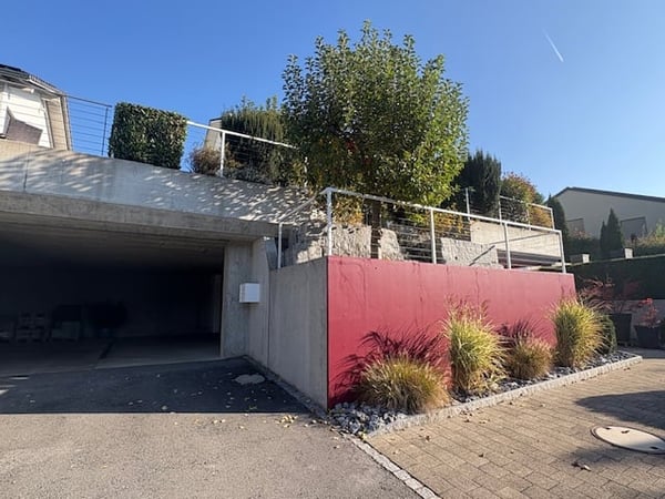 Exklusives 2.5 Zimmer-Einfamilienhaus mit Pool in Stettfurt 5