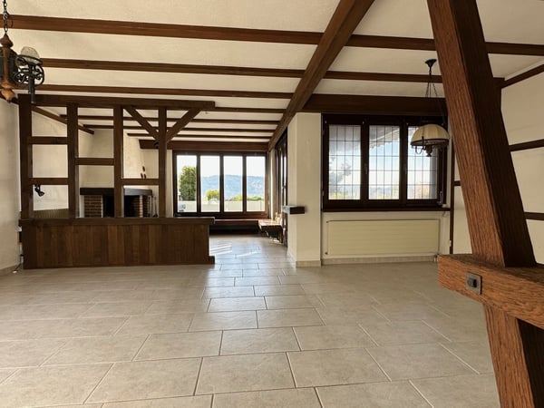 1½-Zimmer Terrassenhaus an sonniger Toplage, beste Weitsicht und  grosse Terrasse am Lägernhang 5