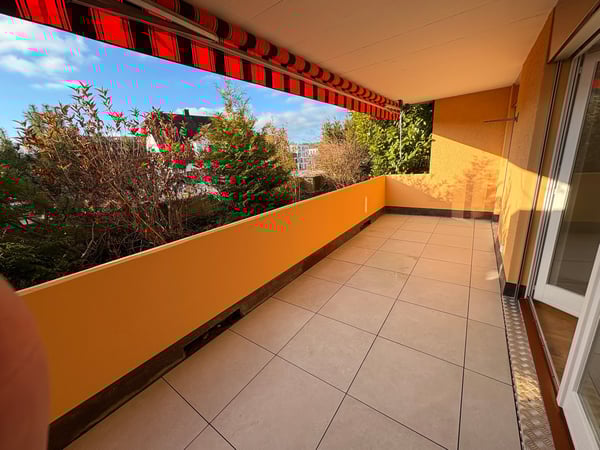 zu verkaufen: kernsanierte, ruhige 1 1/2 Zimmerwohnung im Dorfkern, im 1. OG (AAA-Lage) 13