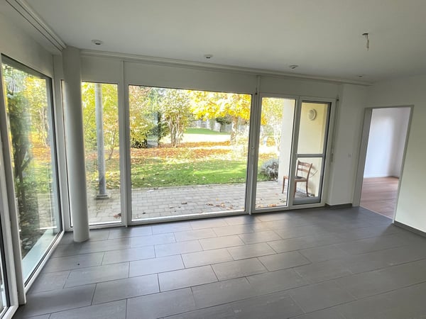 Moderne 1.5-Zimmer-Erdgeschosswohnung mit grosser Terrasse in Schaffhausen 5