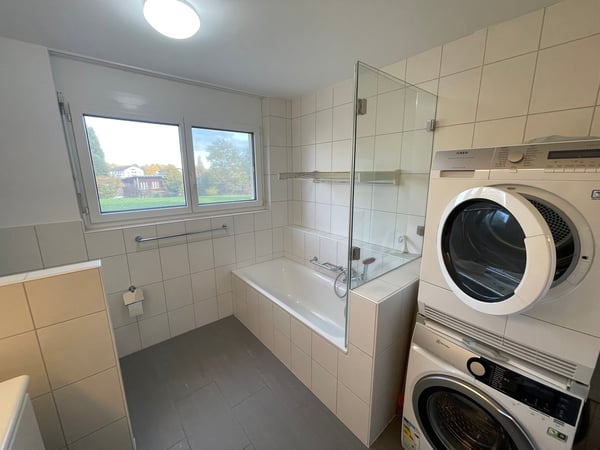 Moderne 1.5-Zimmer-Erdgeschosswohnung mit grosser Terrasse in Schaffhausen 7