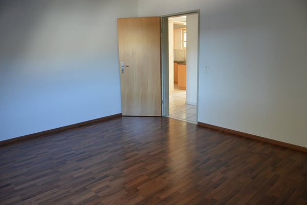 Heimelige Dachwohnung in nettem MFH 5