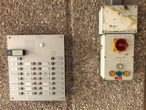 Gewerbe-Lager Units mit Rampe, Ladebrücke & Warenlift 20