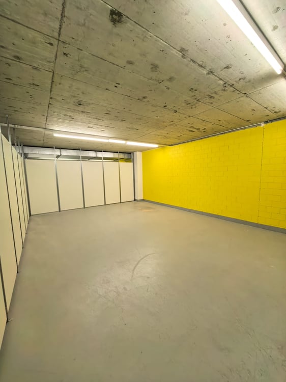 Gewerbe-Lager Units mit Rampe, Ladebrücke & Warenlift 8